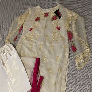 New With Tags - Pakistani Shalwar Kameez ShaPosh